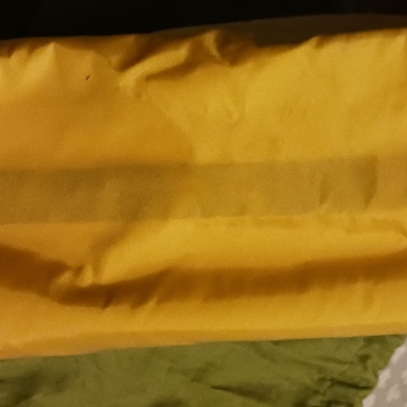 Valentino Garavani pouch. - Picture 2 of 13